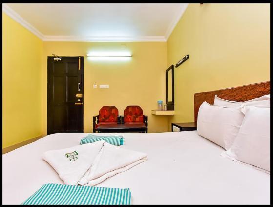 Hotel Srimaniya Канякумари Екстериор снимка