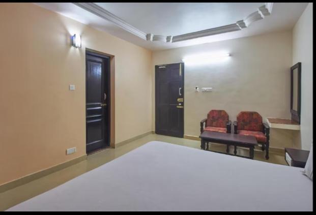 Hotel Srimaniya Канякумари Екстериор снимка